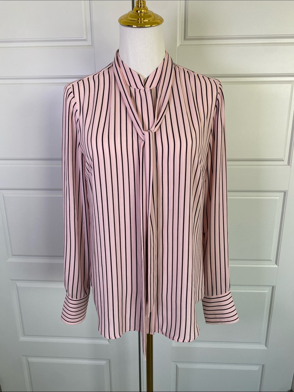 White House Black Market Pink Pinstripe Tie Neck Blouse Size 4 WHBM